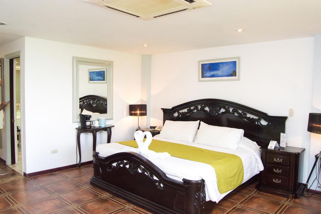 La Mansion Inn มานูเอล อันโตนิโอ ภายนอก รูปภาพ