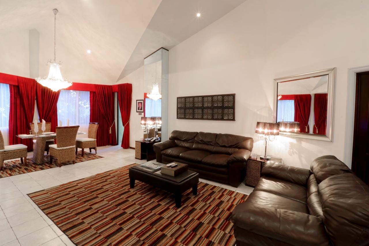 La Mansion Inn มานูเอล อันโตนิโอ ภายนอก รูปภาพ